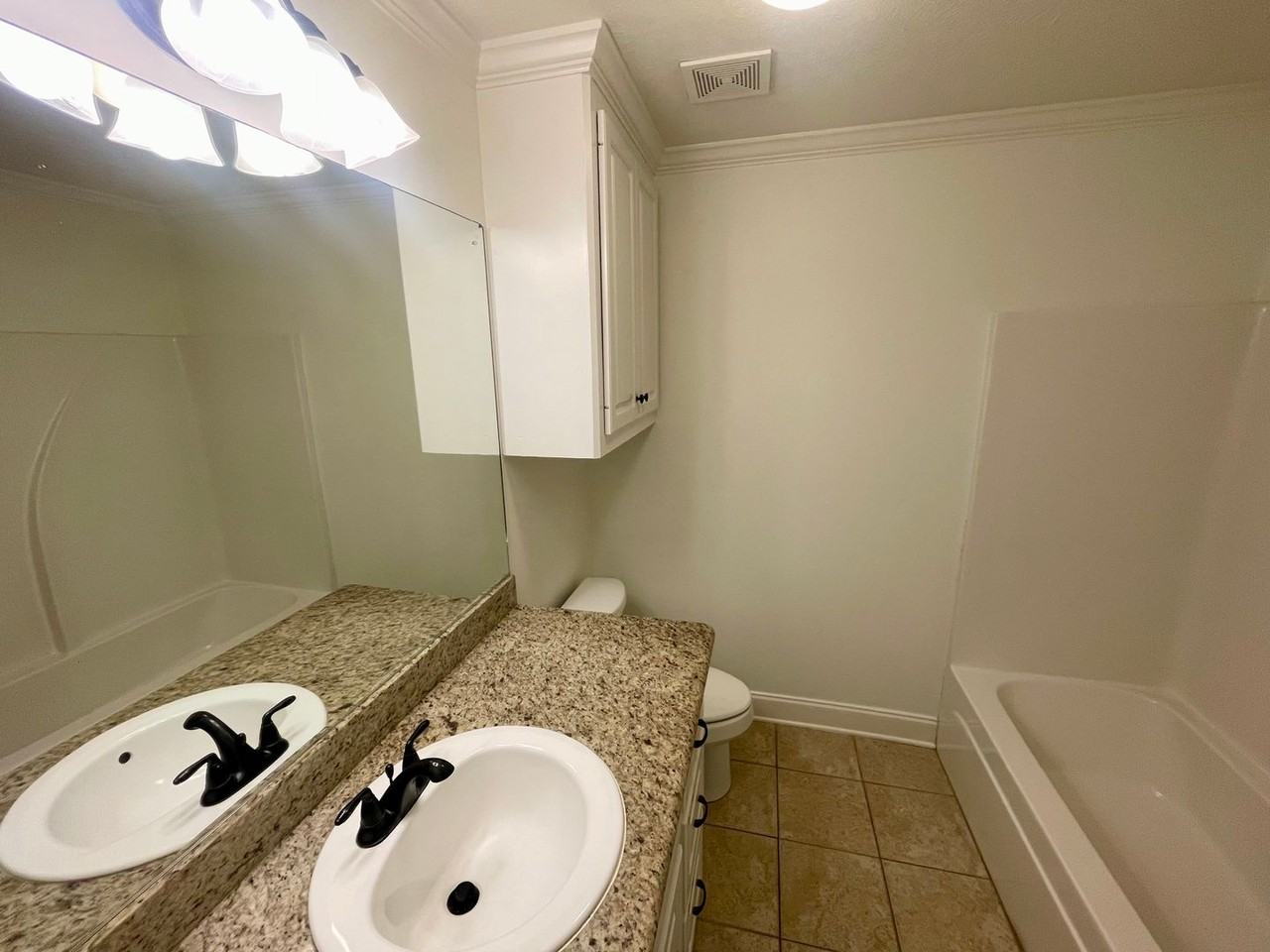 108 Northwind Dr - Photo 6 of 17