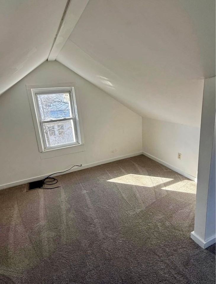 1 Sussex St - Photo 2 of 6