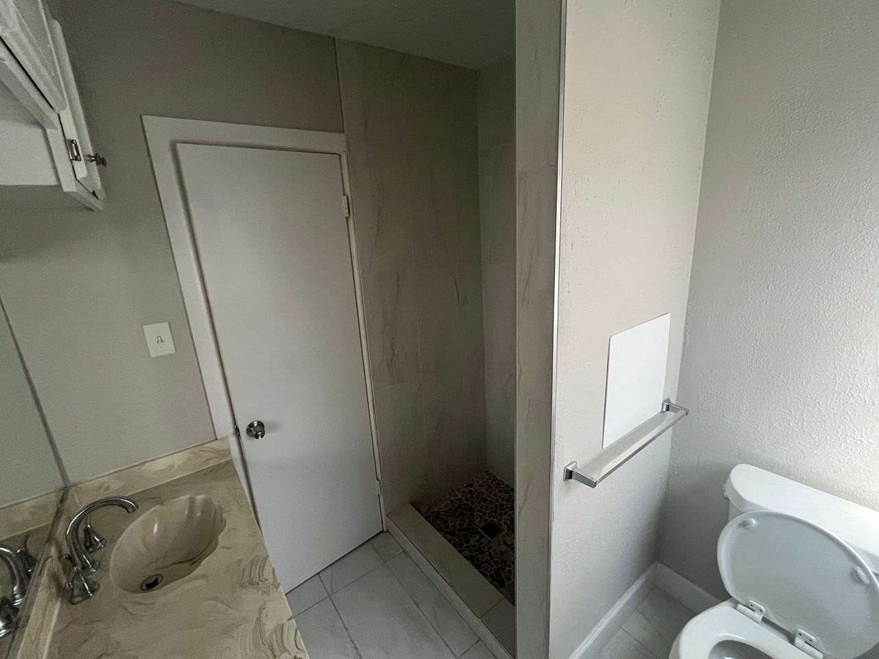 1924 Nw Arlington Ave - Photo 6 of 8