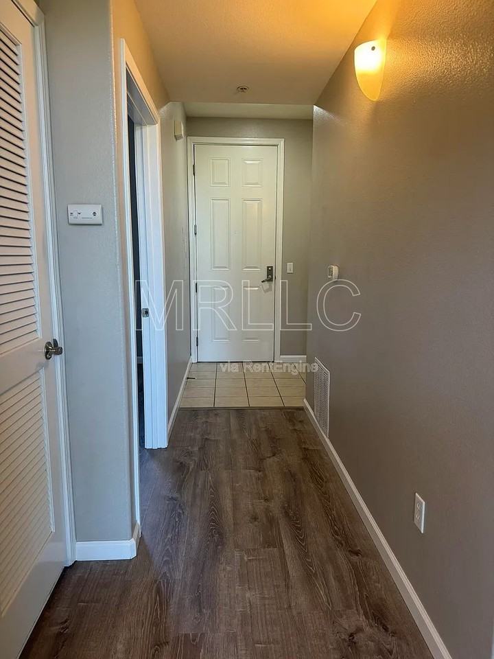 965 Doubles Dr #213 - Photo 3 of 9