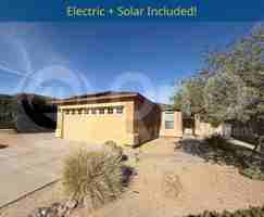 featured image of 1096 W Camino Hombre Viejo