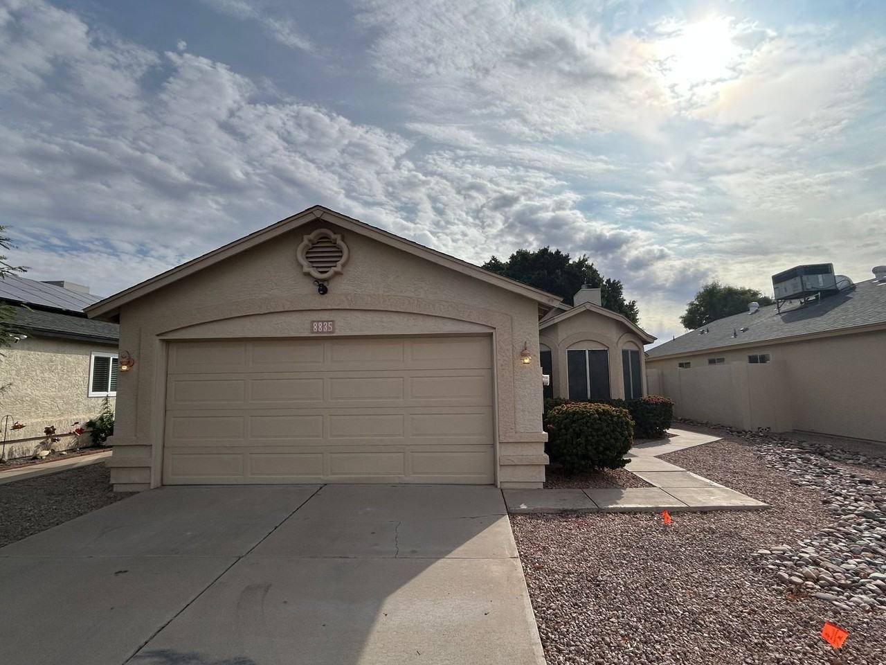 8835 W Charleston Ave - Photo 2 of 25