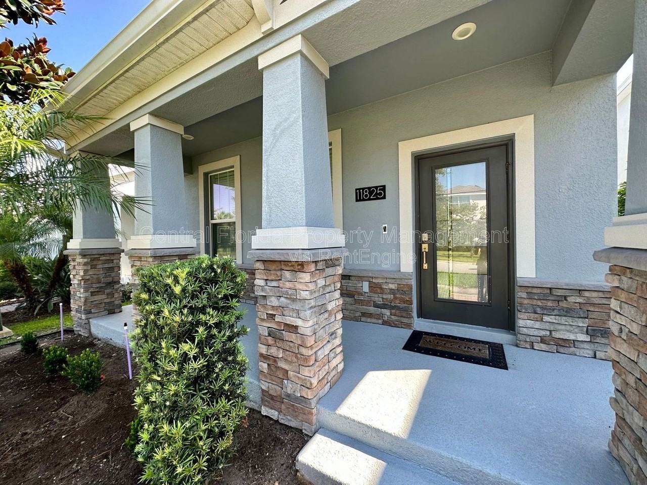 11825 Fiction Ave - Photo 2 of 20