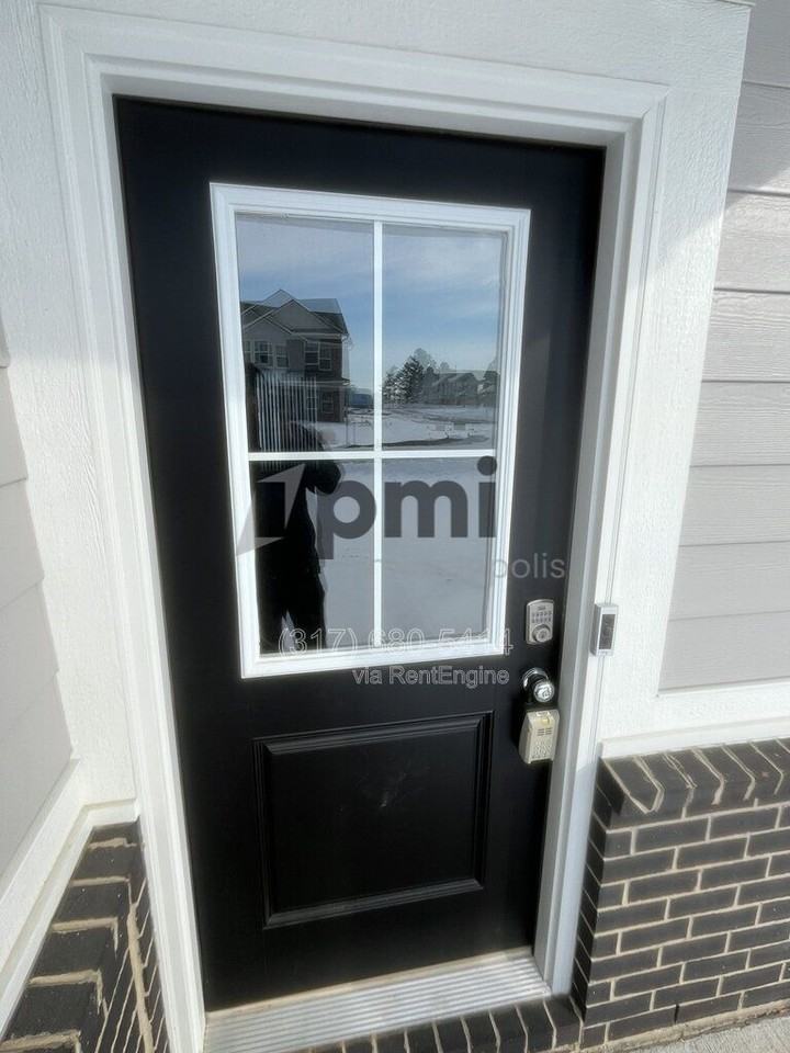 2948 Woods Edge Dr - Photo 7 of 49