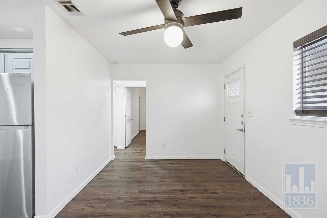 2003 Tillery St - Photo 5 of 50