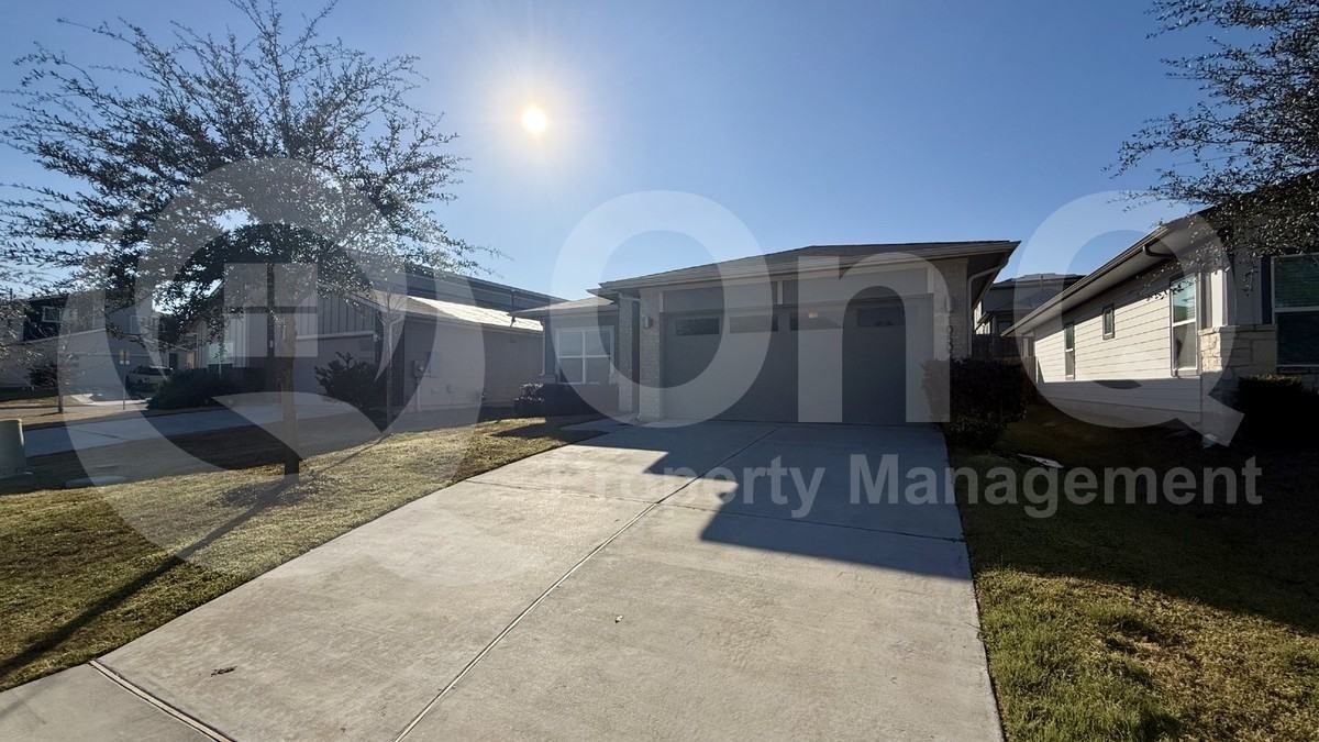 10502 Deaton Ln - Photo 3 of 17