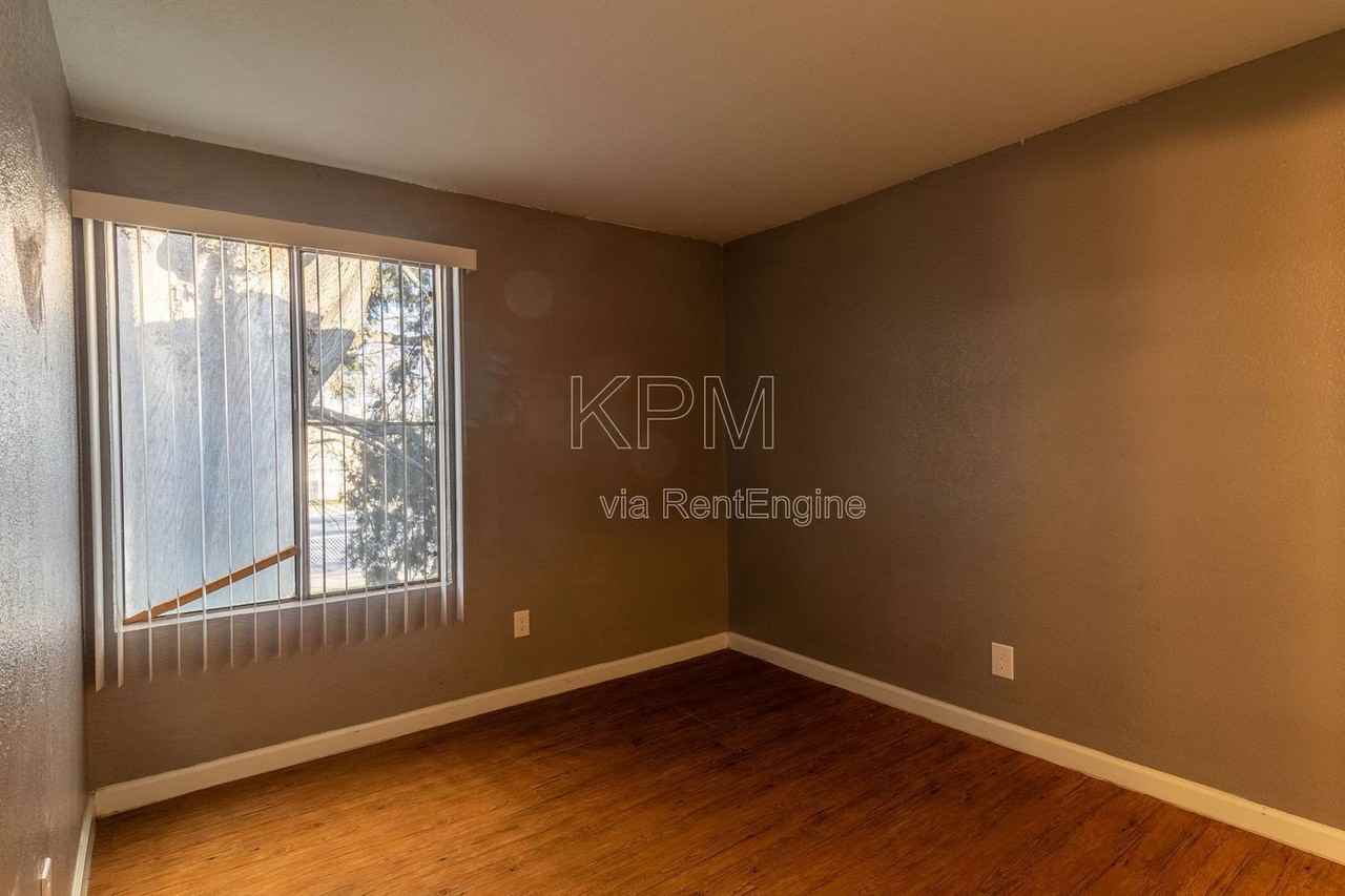 3939 N Pershing Ave #93 - Photo 7 of 15