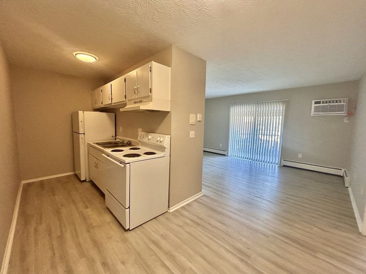 4126 W 8th St #14 - Photo 7 of 13