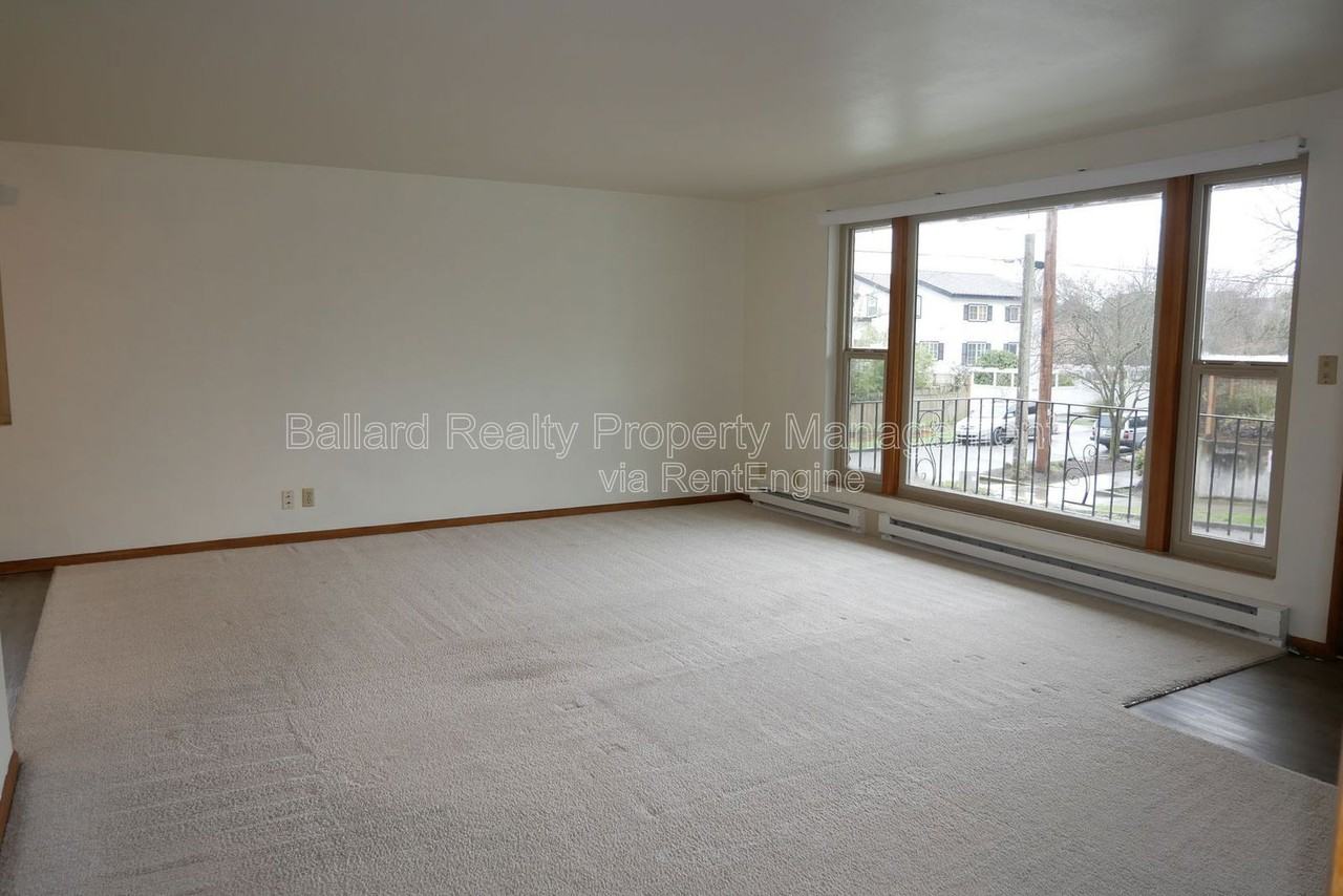 6402 11th Ave Nw - Photo 7 of 20