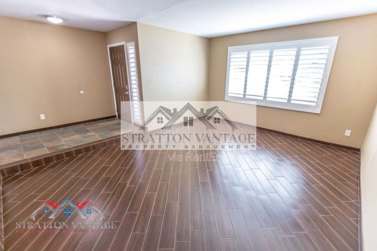 944 W Meseto Ave - Photo 7 of 48