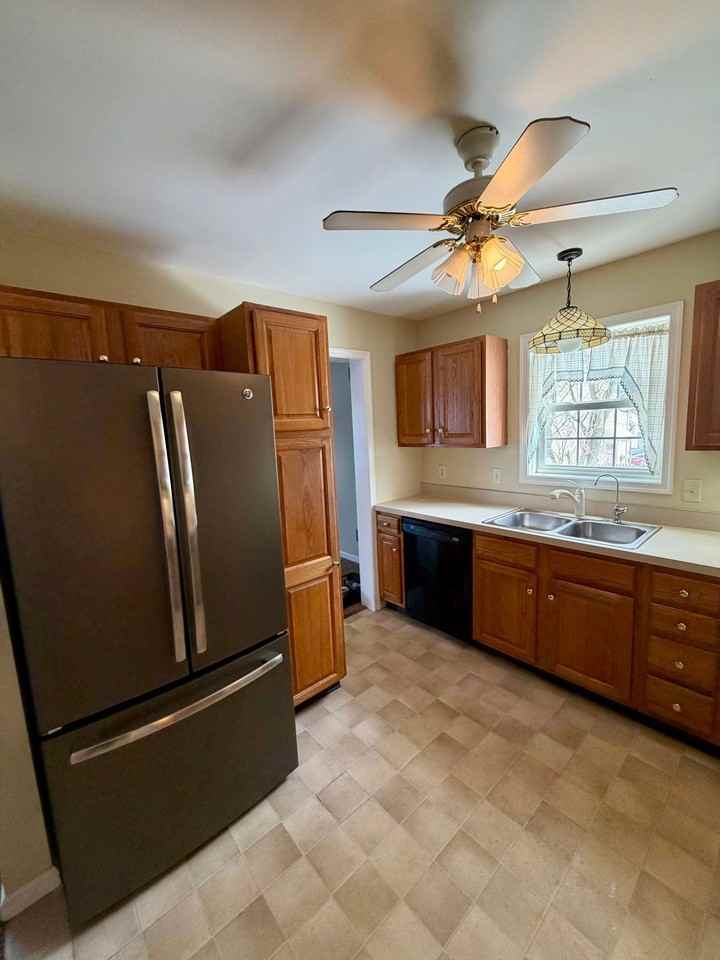 104 Kentshire Dr - Photo 5 of 27