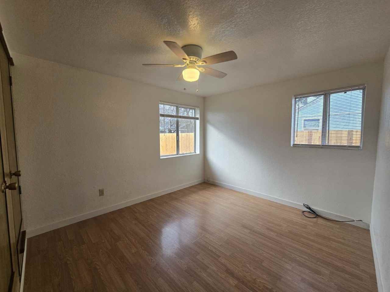 69 Nw Rose St - Photo 5 of 14