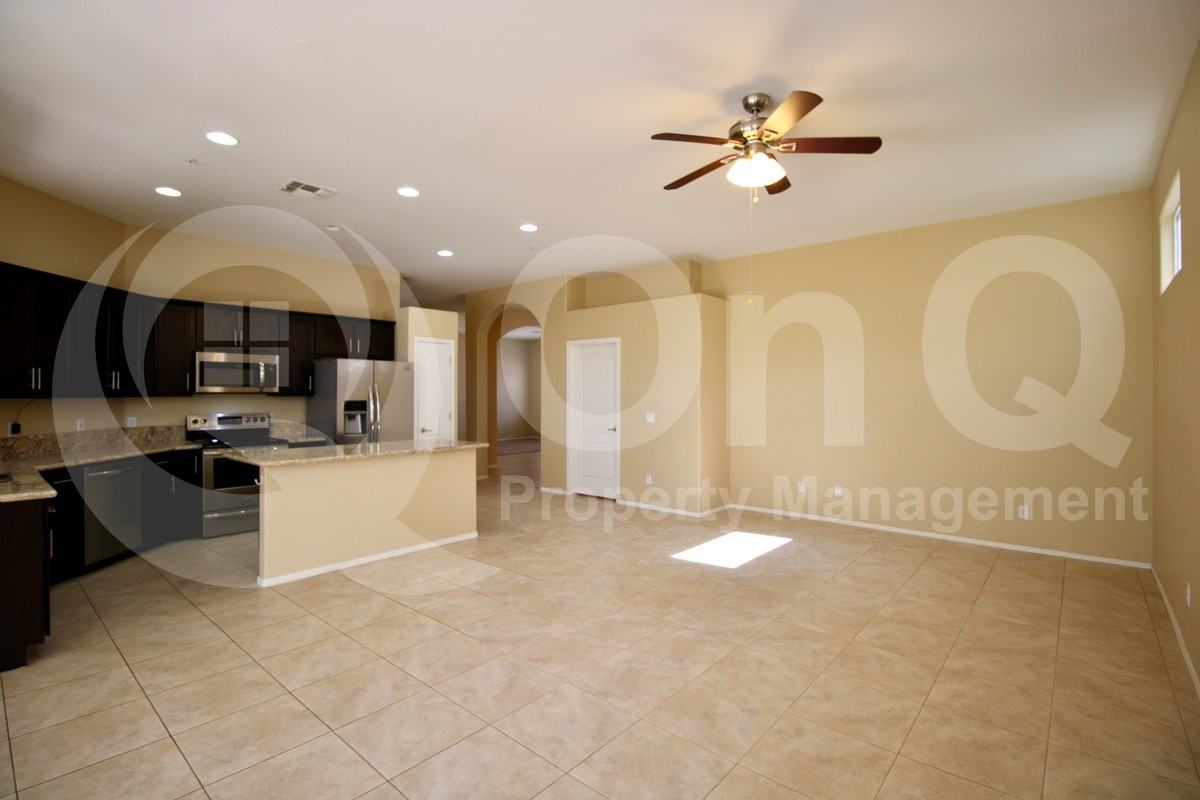 9272 E Hillery Way - Photo 6 of 25