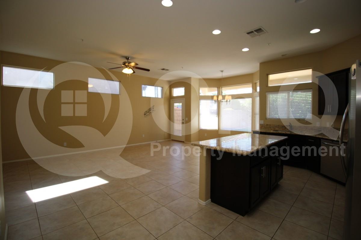 9272 E Hillery Way - Photo 7 of 25