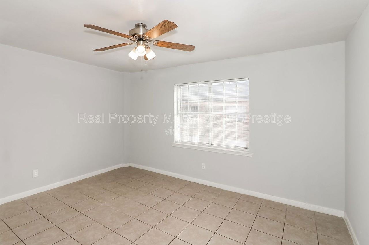 3111 Falk Ct - Photo 7 of 10