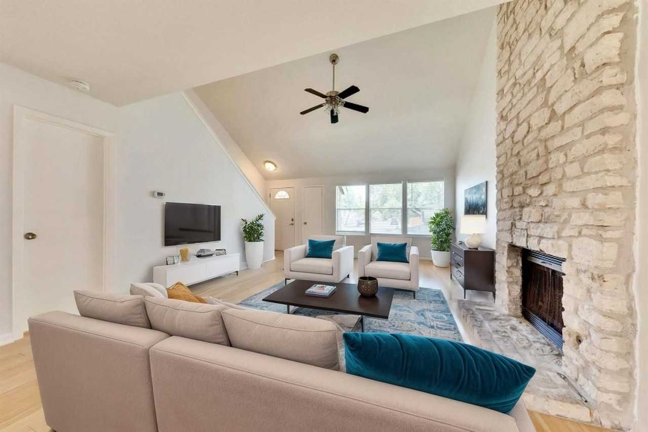 9731 Meadowheath Dr - Photo 2 of 42