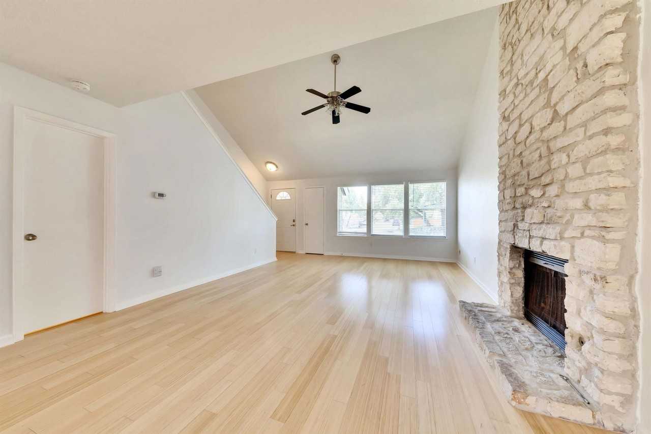 9731 Meadowheath Dr - Photo 3 of 42