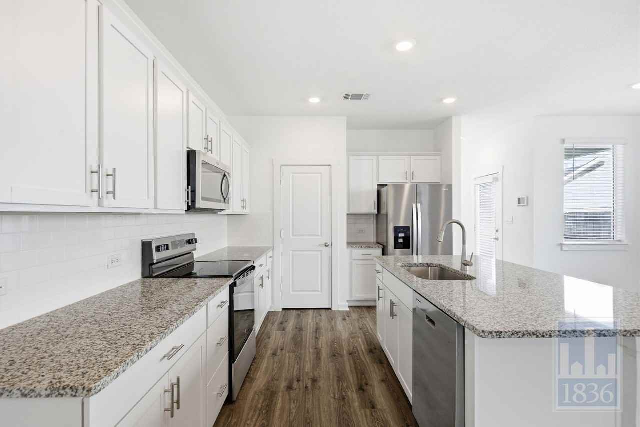 2514 Rose Archer Ln - Photo 7 of 50