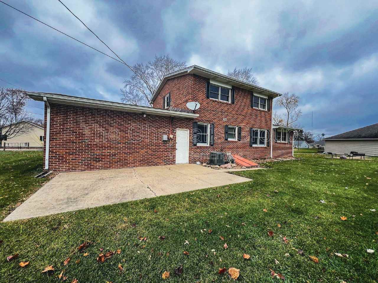 623 Mason St - Photo 2 of 18