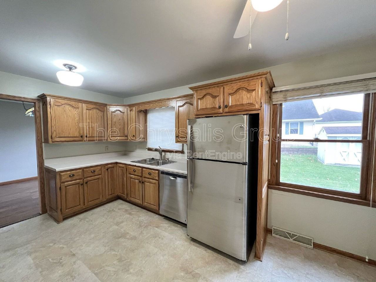 623 Mason St - Photo 5 of 18