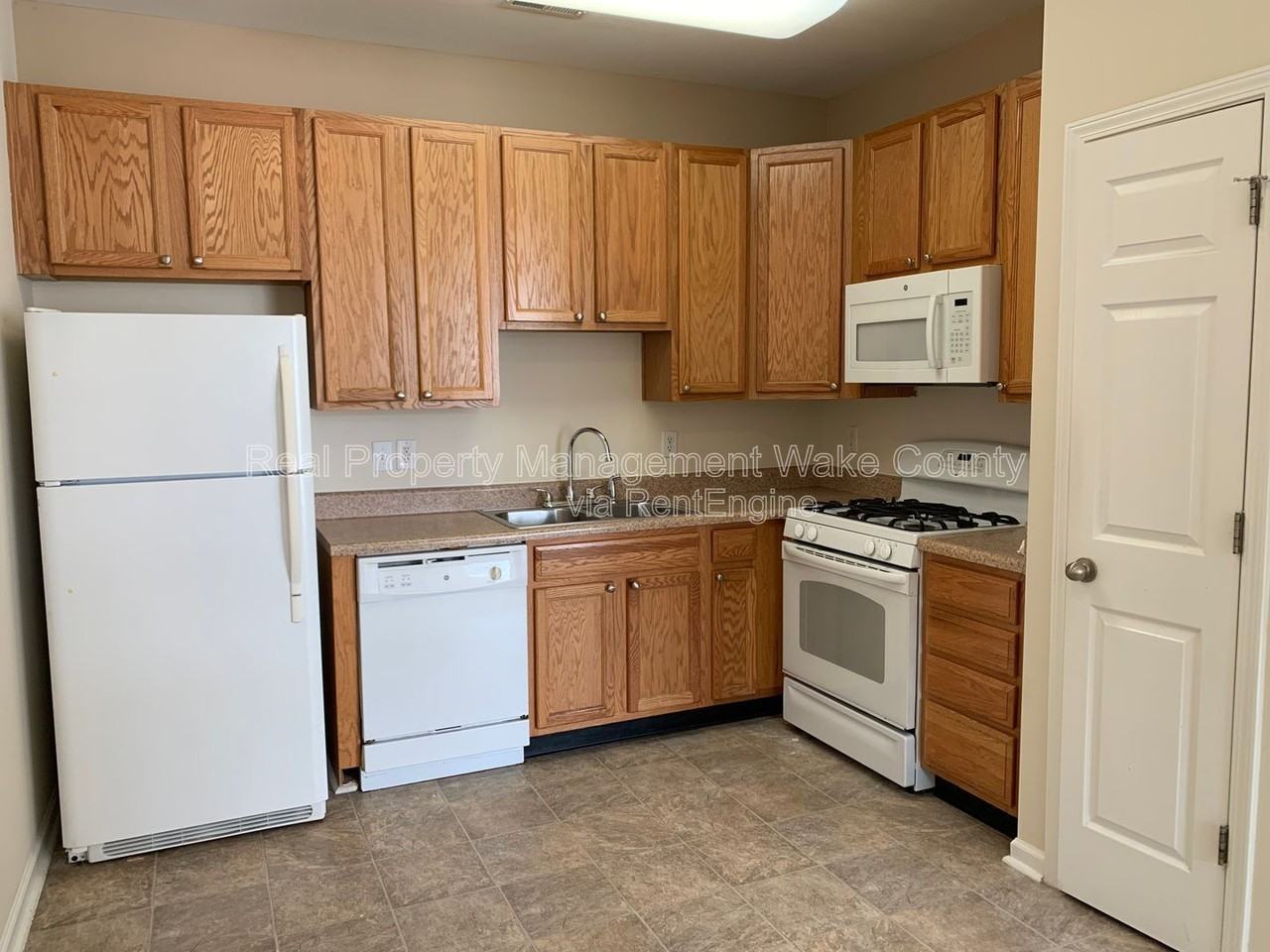 2225 Raven Rd #106 - Photo 6 of 22