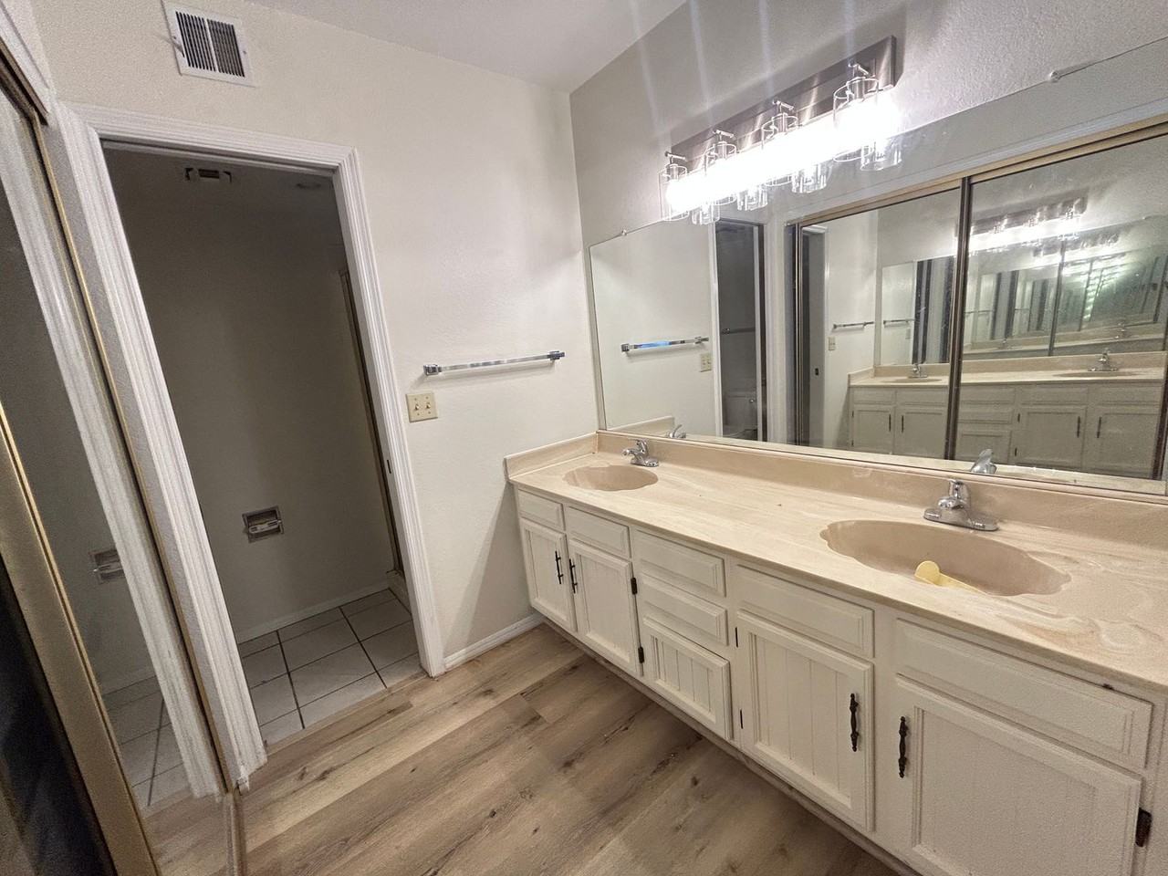 3926 W Willow Ave - Photo 6 of 6