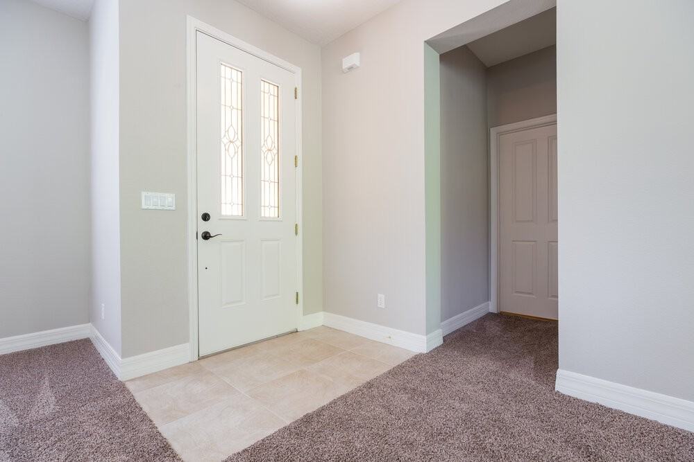 993 N Jacks Lake Rd - Photo 2 of 15