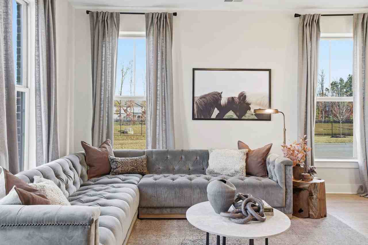 6919 Cosby Village Ter - Photo 6 of 34