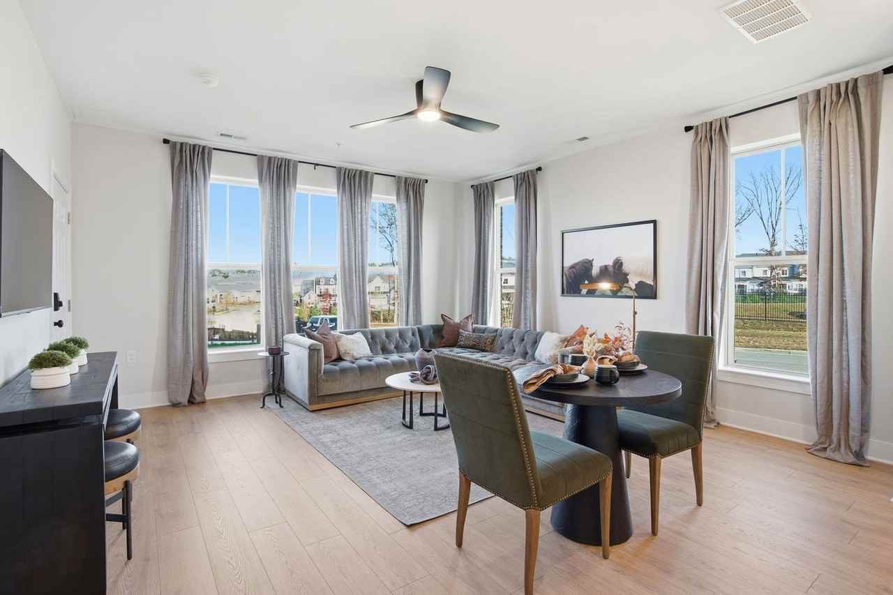 6919 Cosby Village Ter - Photo 7 of 34