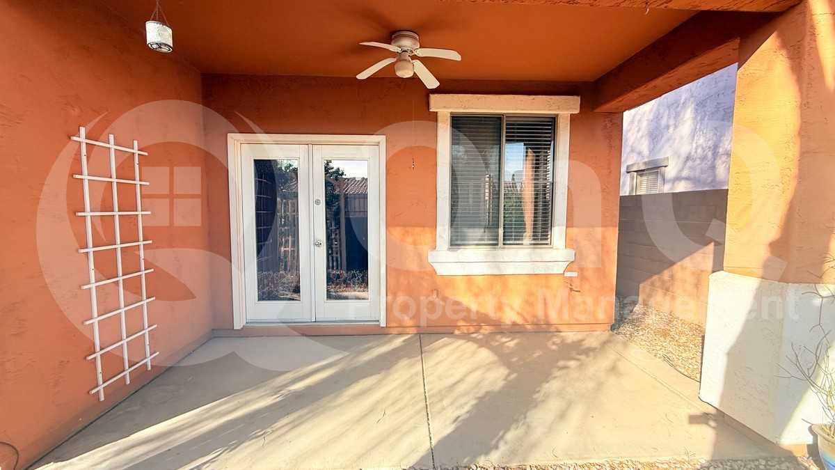 6334 S Blake St - Photo 2 of 24