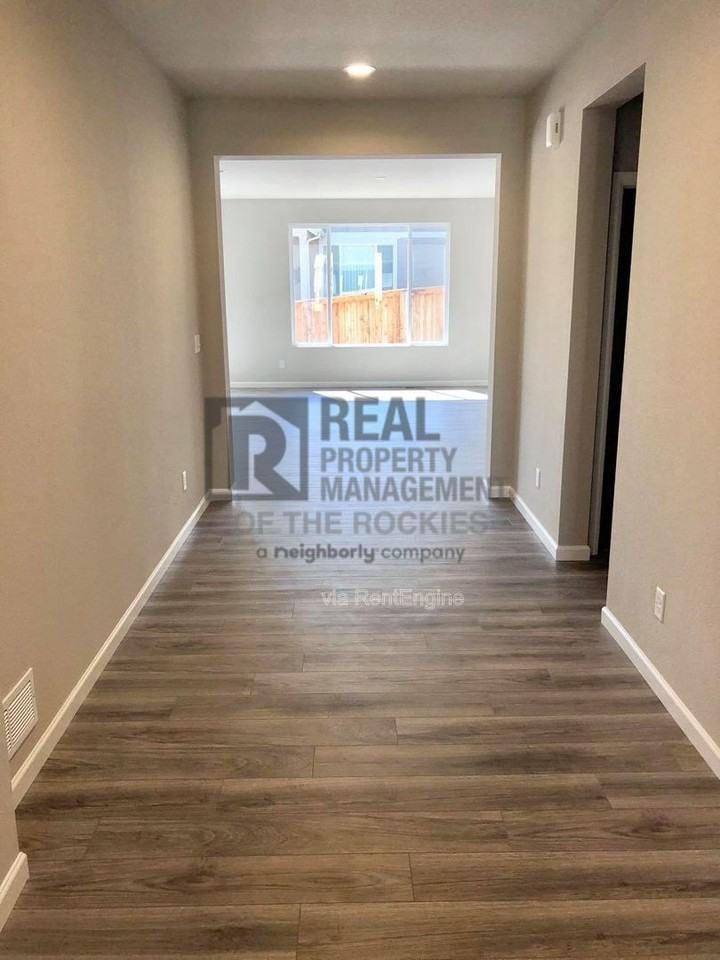 501 Ranchhand Dr - Photo 7 of 20