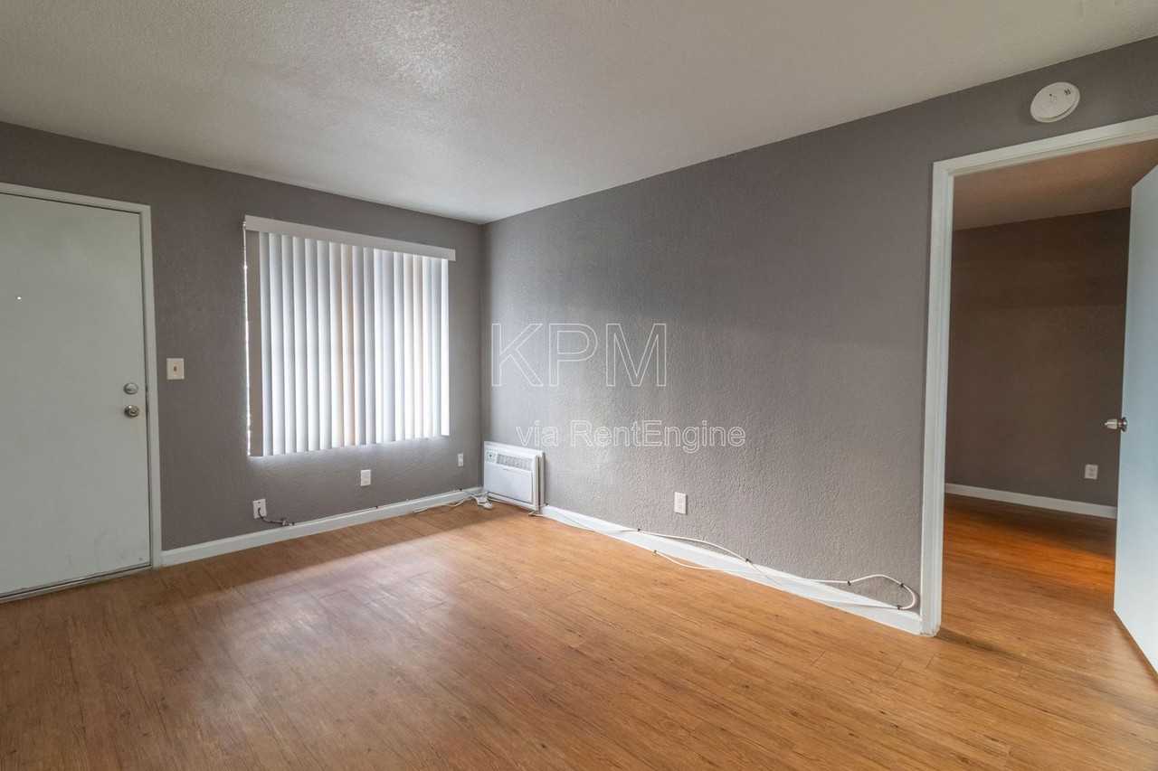 3939 N Pershing Ave #50 - Photo 4 of 13