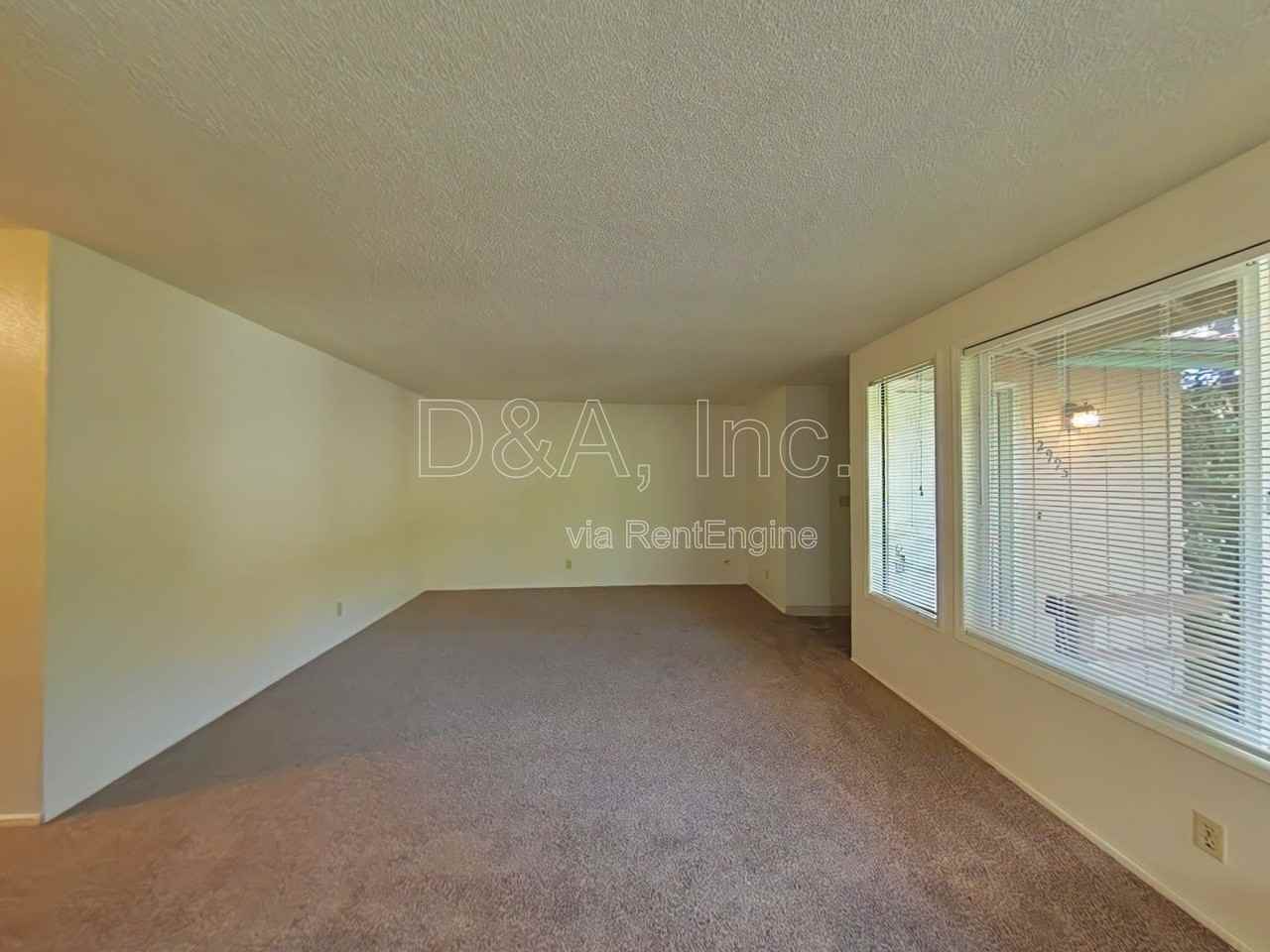 2995 Nw Glenridge Dr - Photo 3 of 16