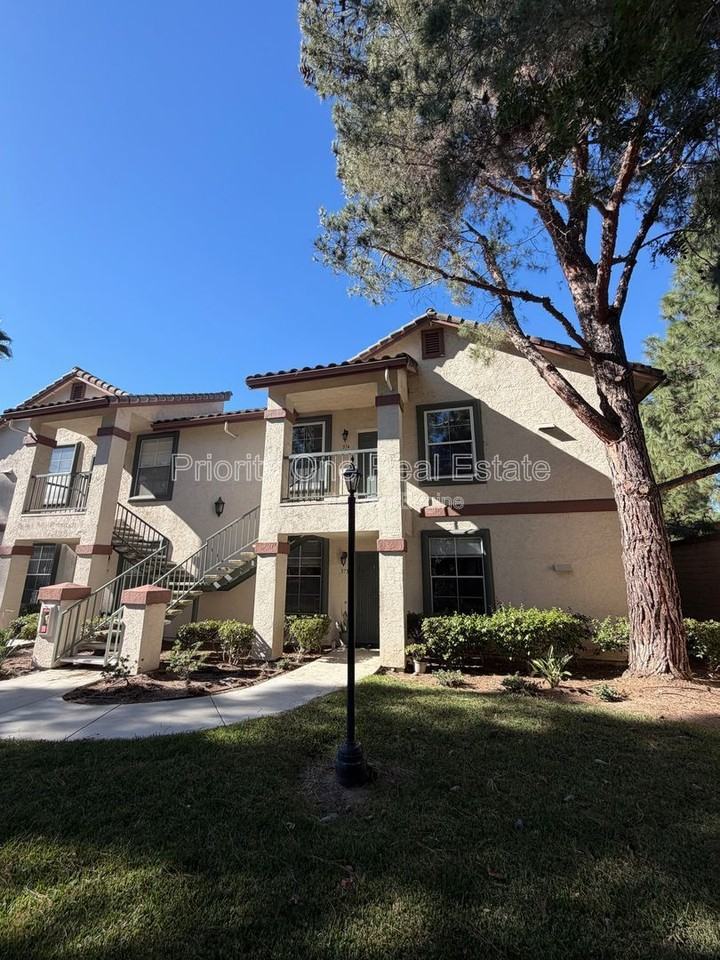 10921 Sabre Hill Dr #374