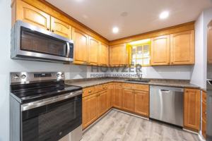 featured image of 307 W Main St #7