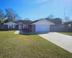 featured image of 2018 Hickory Rd