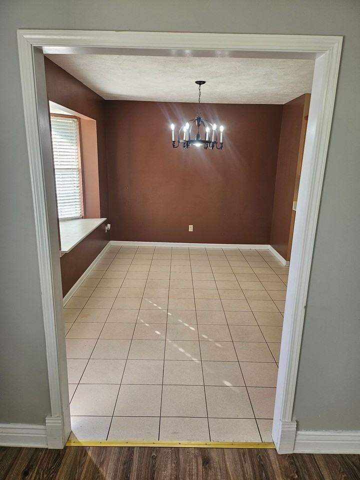 2018 Hickory Rd - Photo 6 of 24