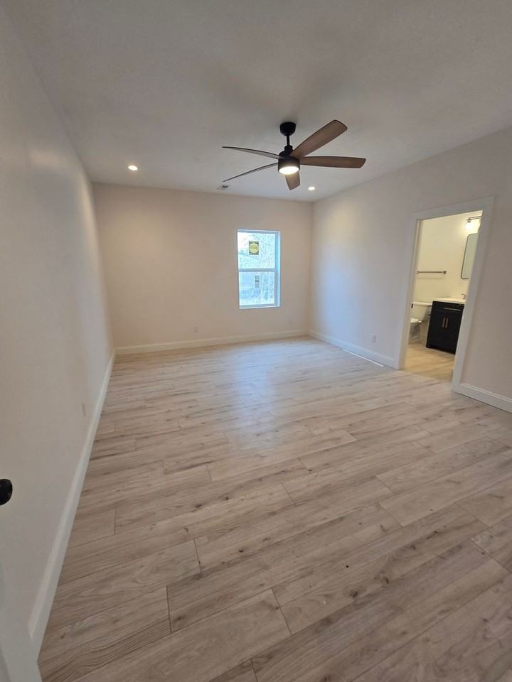 3345 N Tacoma Ave - Photo 2 of 10