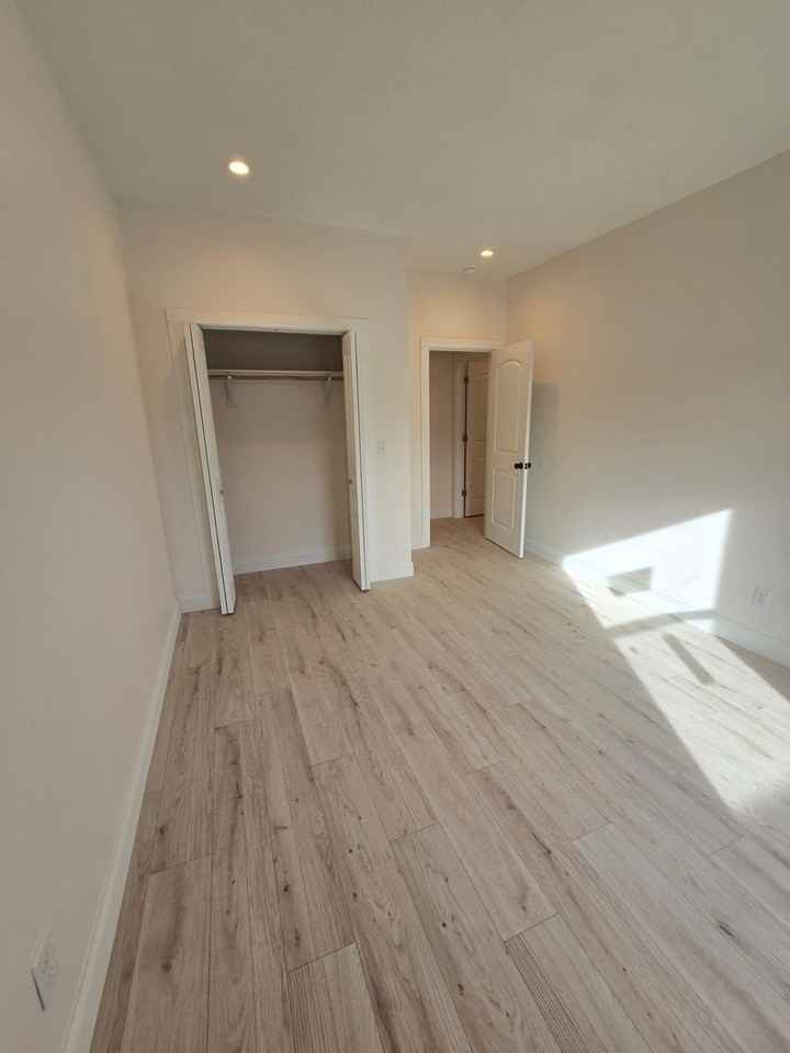 3345 N Tacoma Ave - Photo 5 of 10