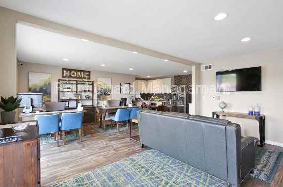 4552 W Kiest Blvd #1038 - Photo 5 of 11