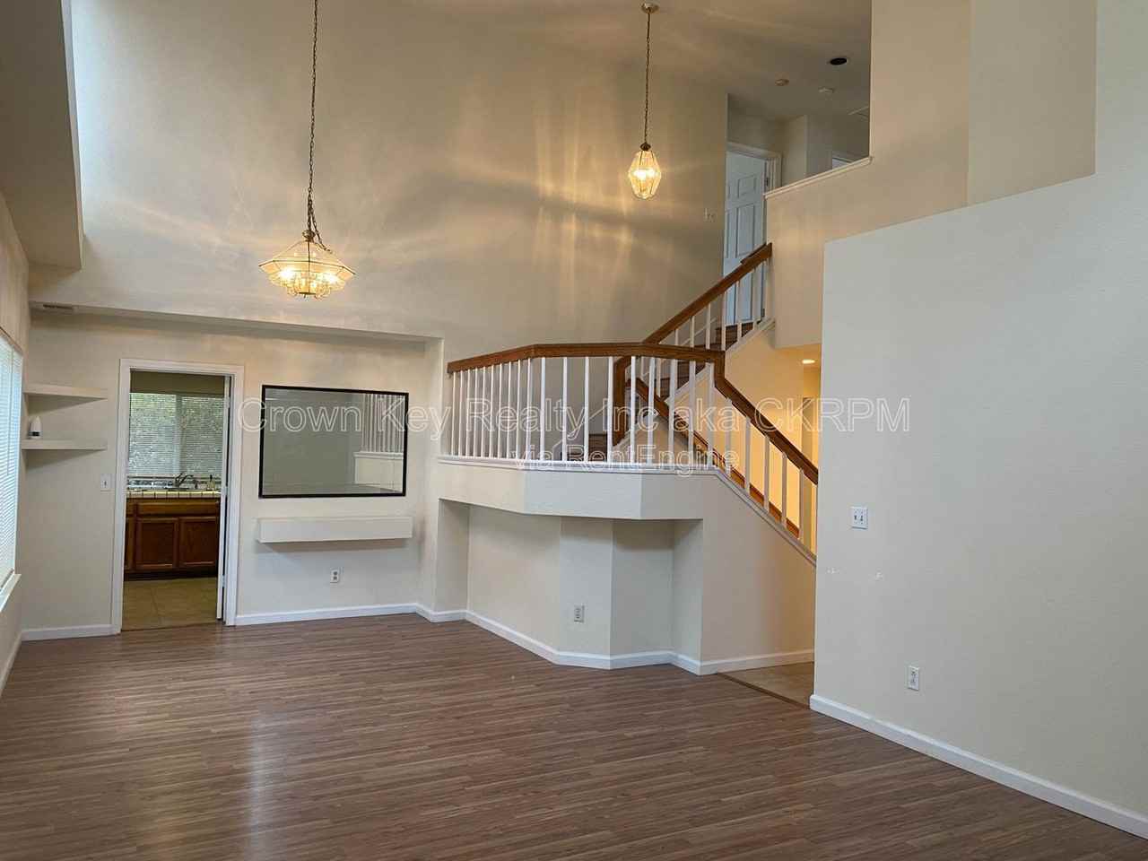 960 Vallerand Rd - Photo 2 of 25