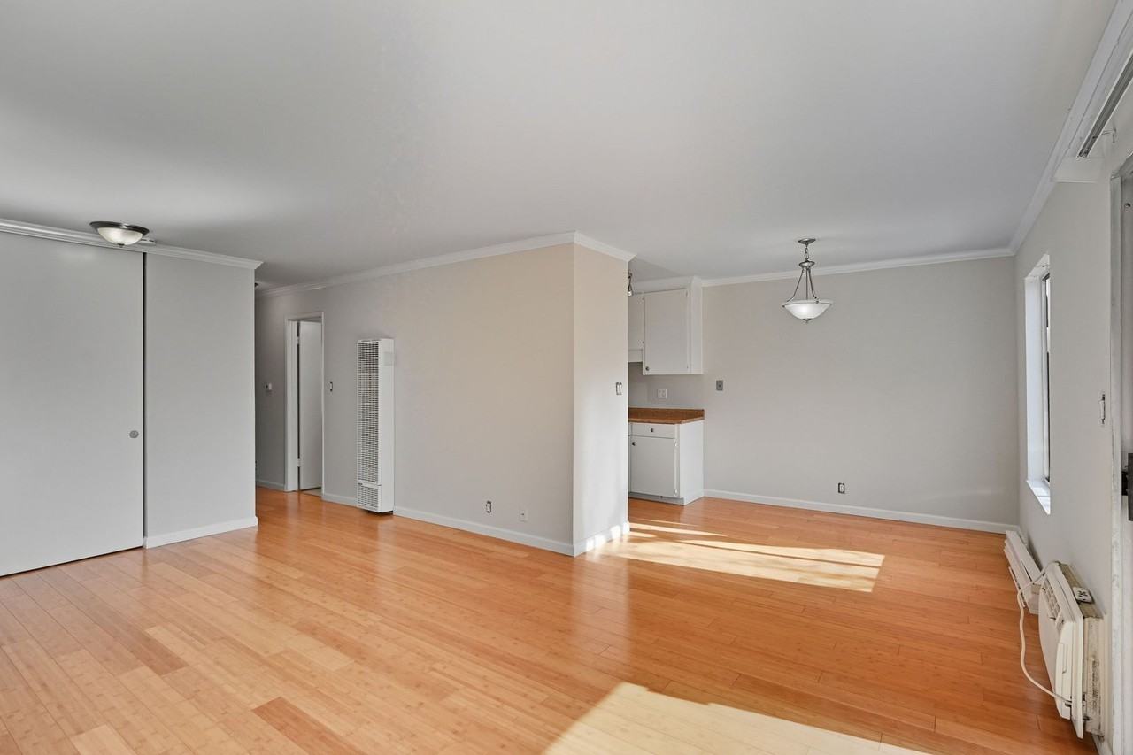 100 Devon Avenue - Photo 2 of 50