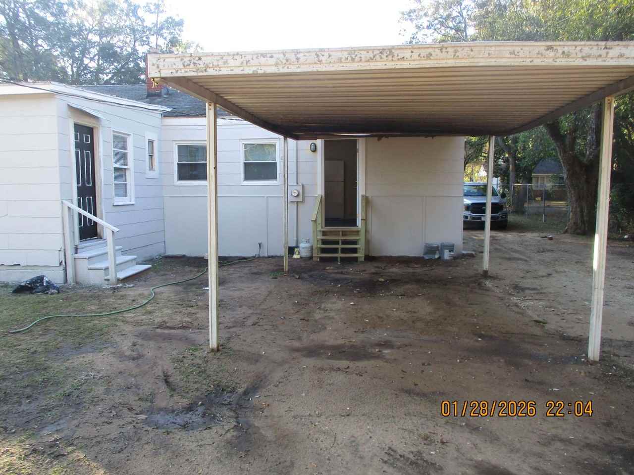 1603 W Whitney Ave - Photo 2 of 6