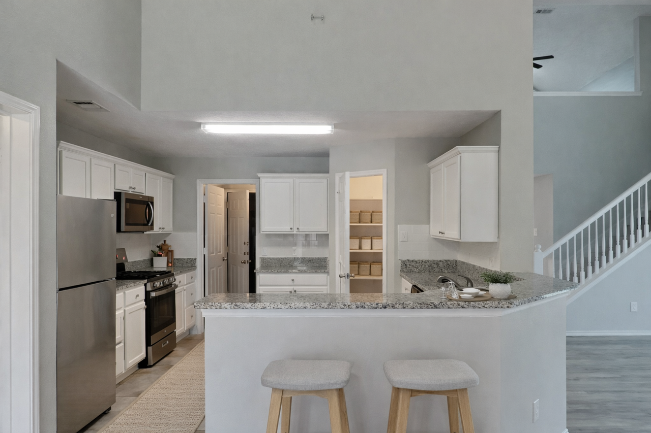 7312 Riverchase Trl - Photo 6 of 44