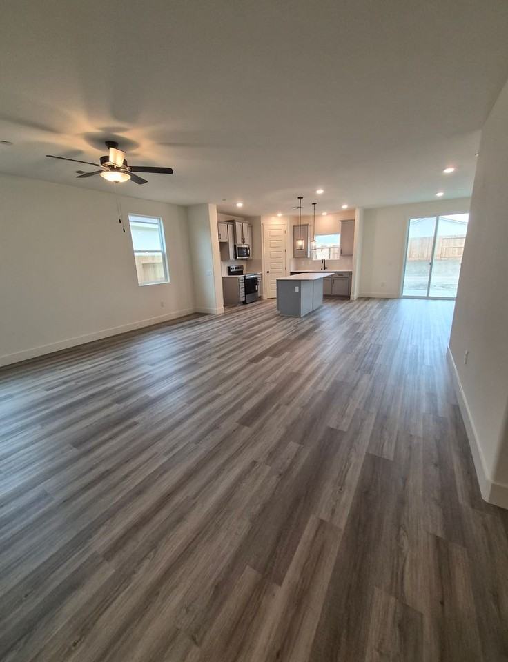 8126 March Violets Ave - Photo 6 of 20