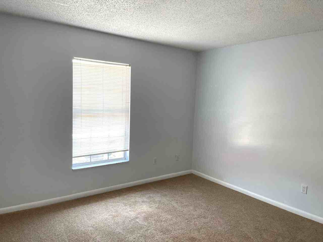 7368 Balboa Dr - Photo 7 of 15