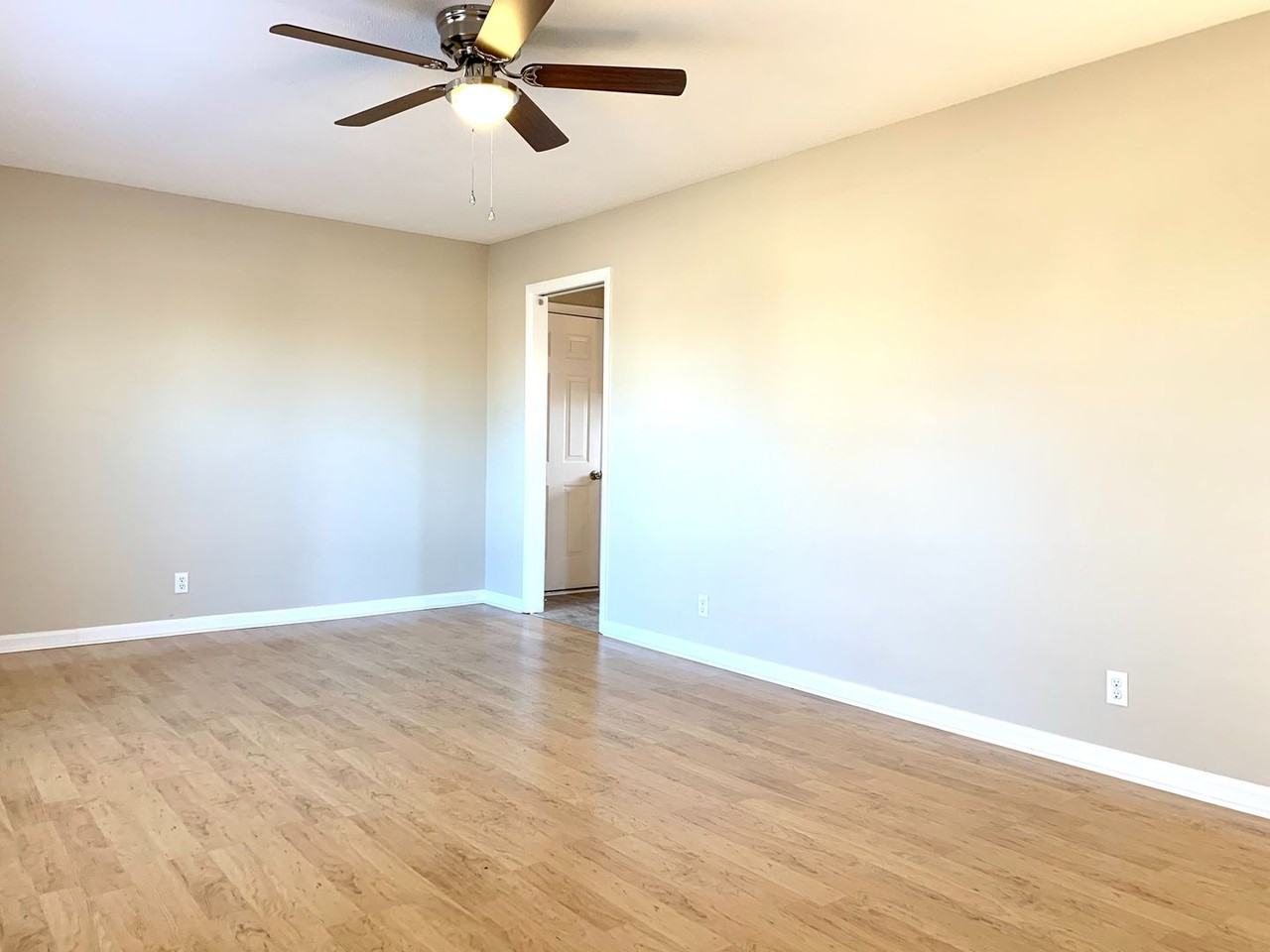 498 Bunker Hill Rd - Photo 3 of 20