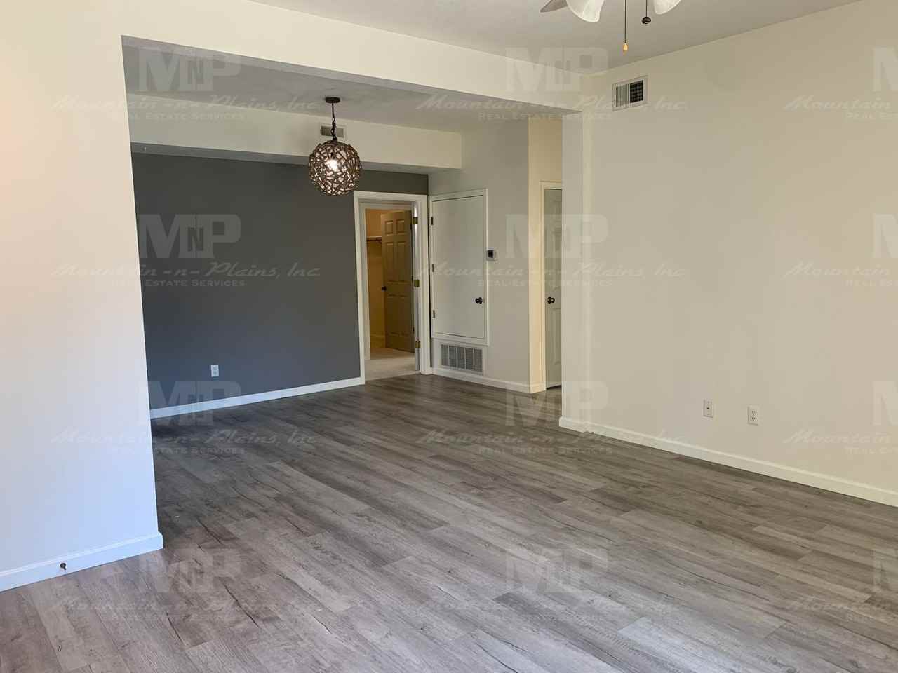 5225 White Willow Dr #K130 - Photo 3 of 14