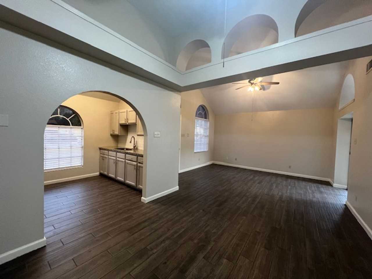 103 Lynn Loop - Photo 7 of 24