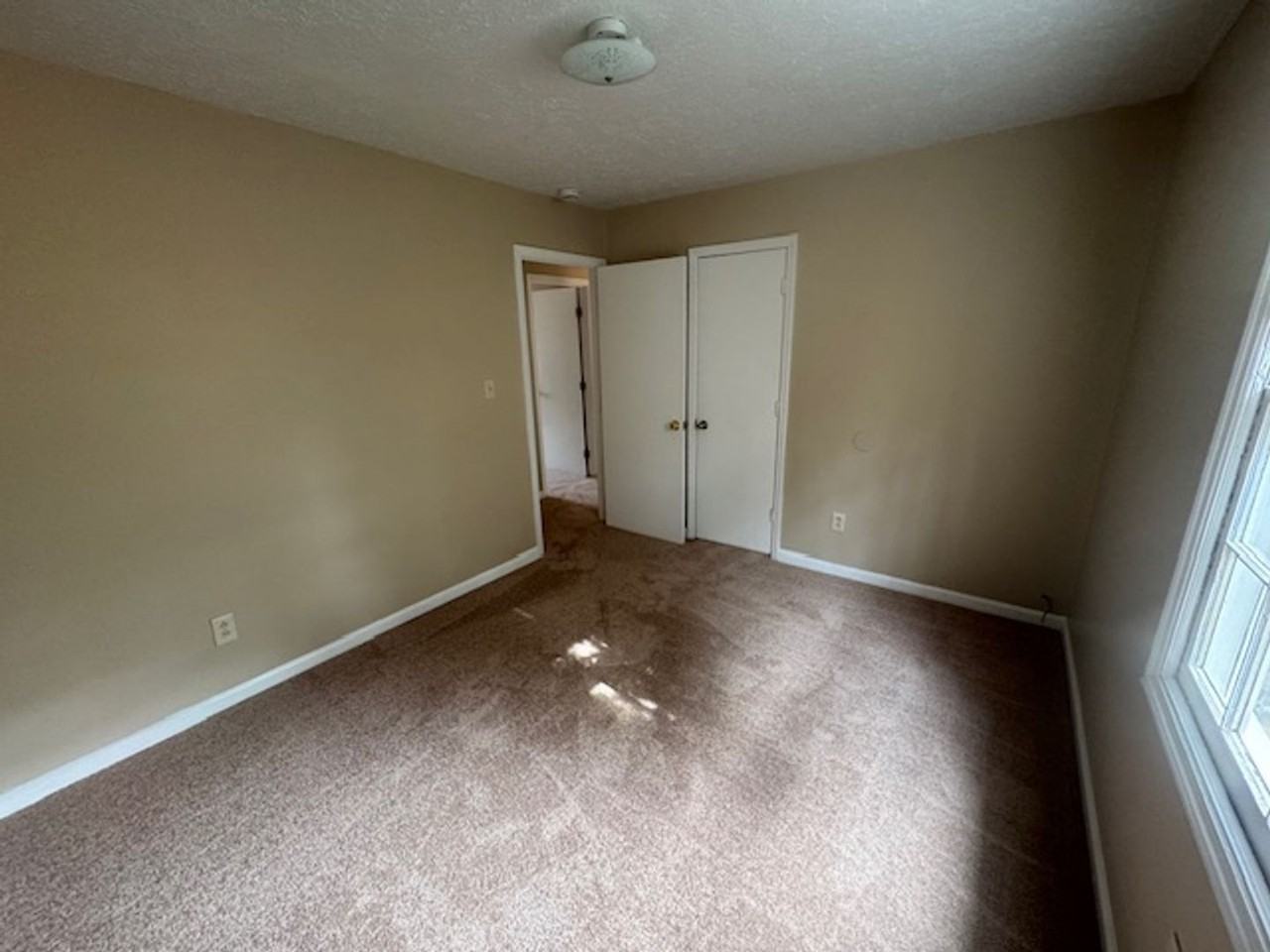 117 W Hopson Rd - Photo 7 of 9